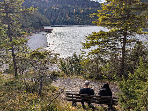 Setting Boundaries in a Relationship: How to Maintain Harmony and Happiness