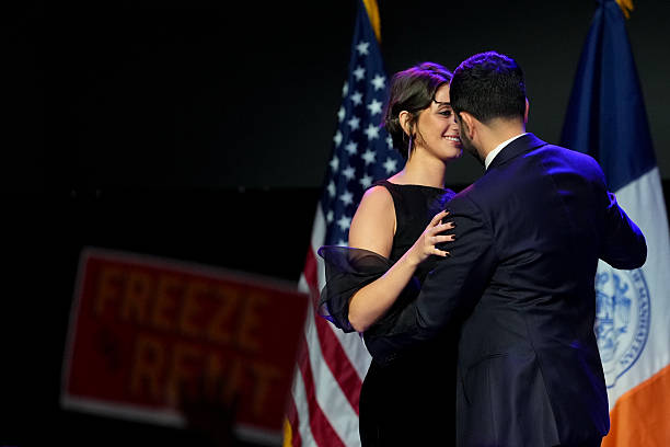 How to maintain a healthy relationship with a wife